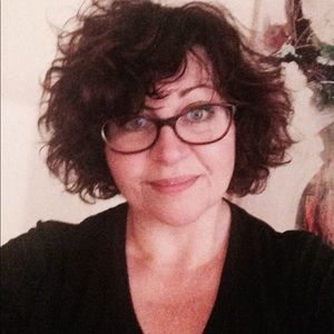 Meet your Posher, Caroline